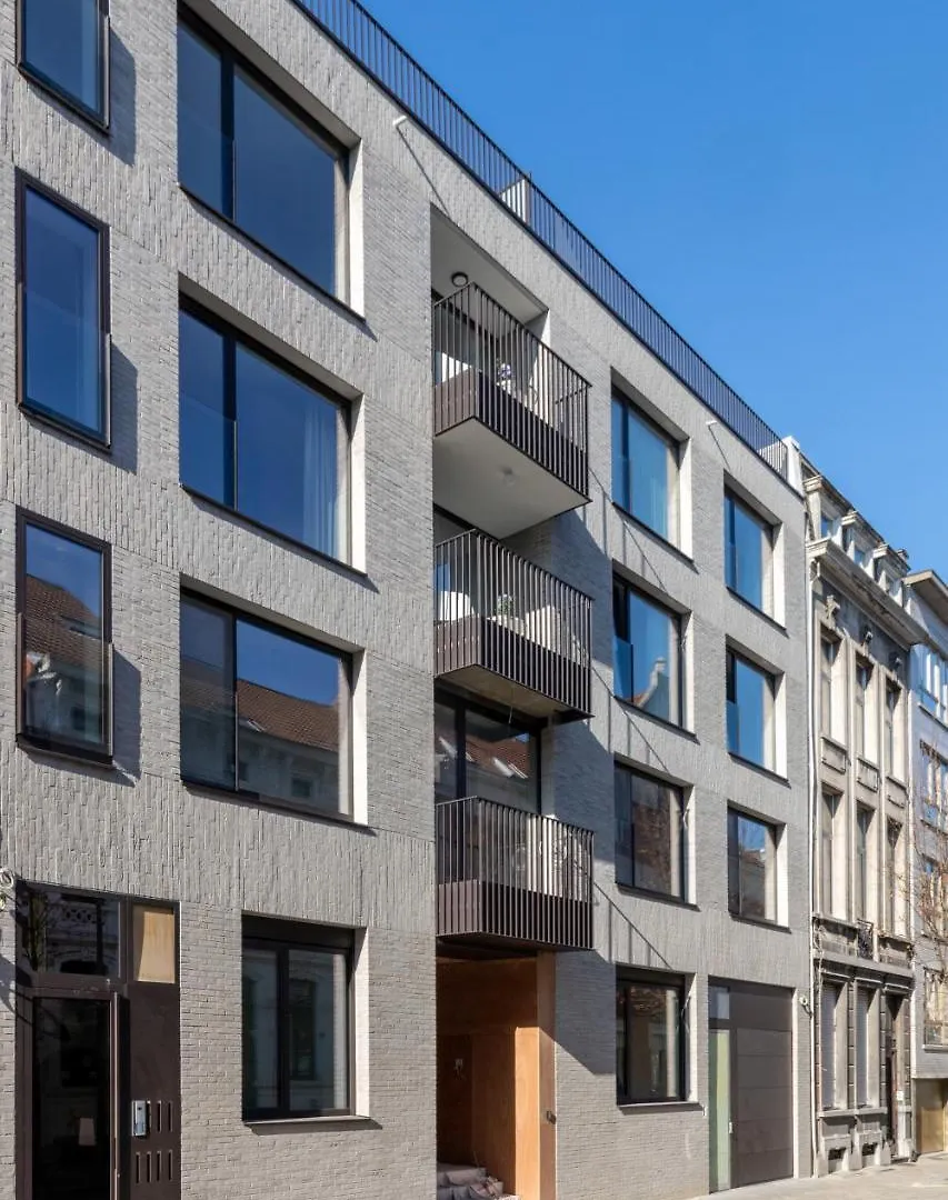 Pelicanstay Walk To Diamond District Amberes 0*,  Bélgica